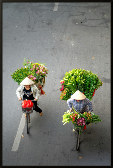 Tranh Treo Tường Chủ Đề Phụ Nữ Việt Nam 01